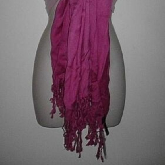 Vintage umbre pink scarf/wrap/cover-up with fringe